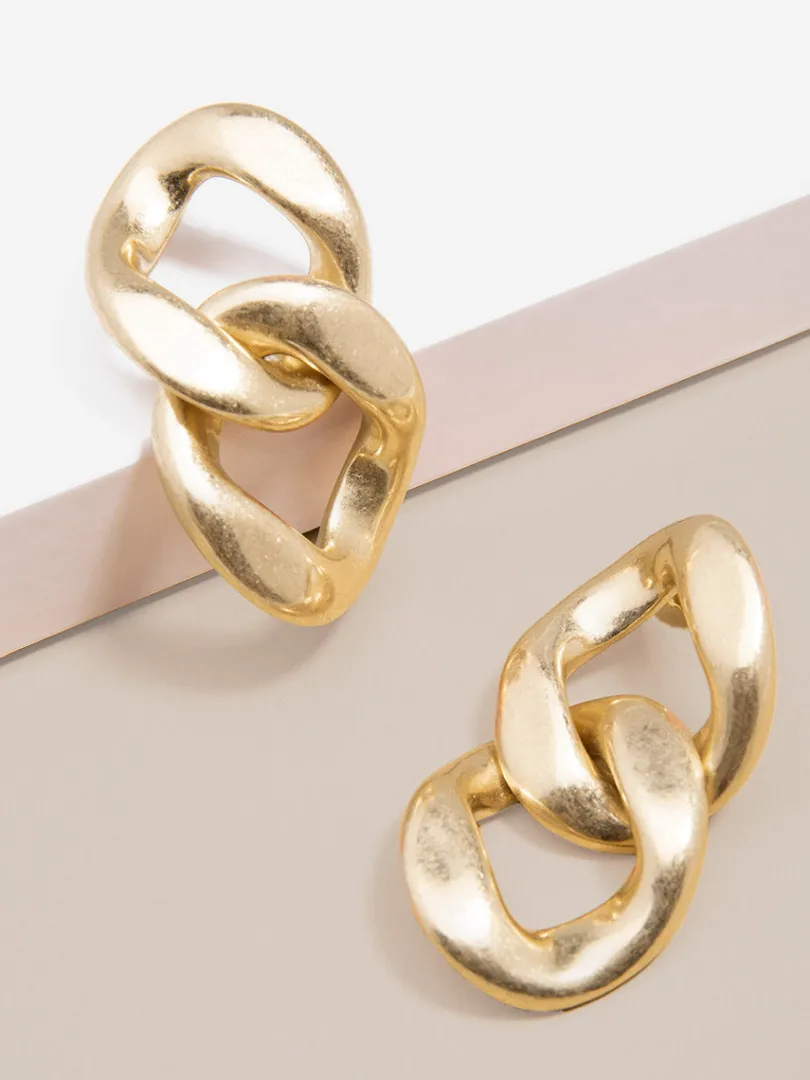 camilla_curb_chain_earrin_0.webp Camilla Curb Chain Earring | ZENZII Online