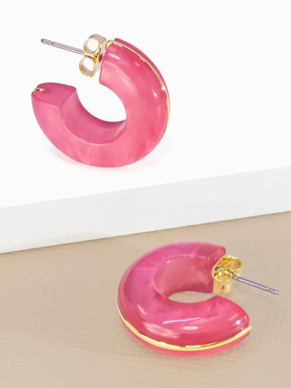 Charlotte Huggie Earring | ZENZII New